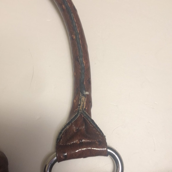 GUESS JOELLA tote bag. Faux Ostrich Embossed Leather. Rich brown shoulder bag. - Picture 14 of 16